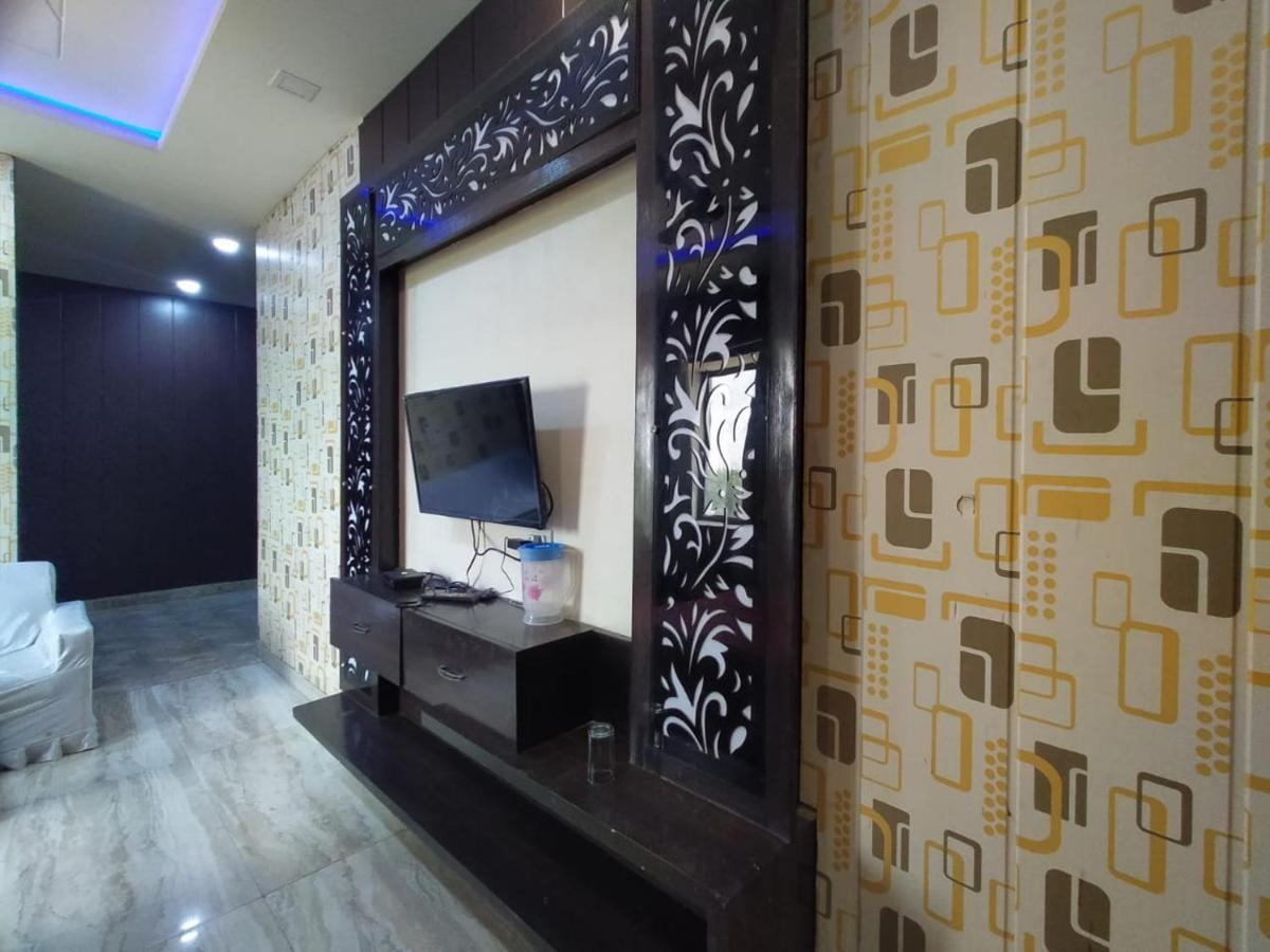 Hotel Prakash Regency Hapur Esterno foto