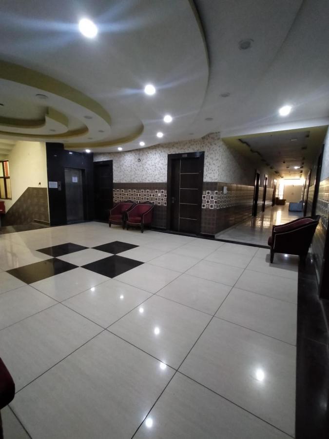 Hotel Prakash Regency Hapur Esterno foto