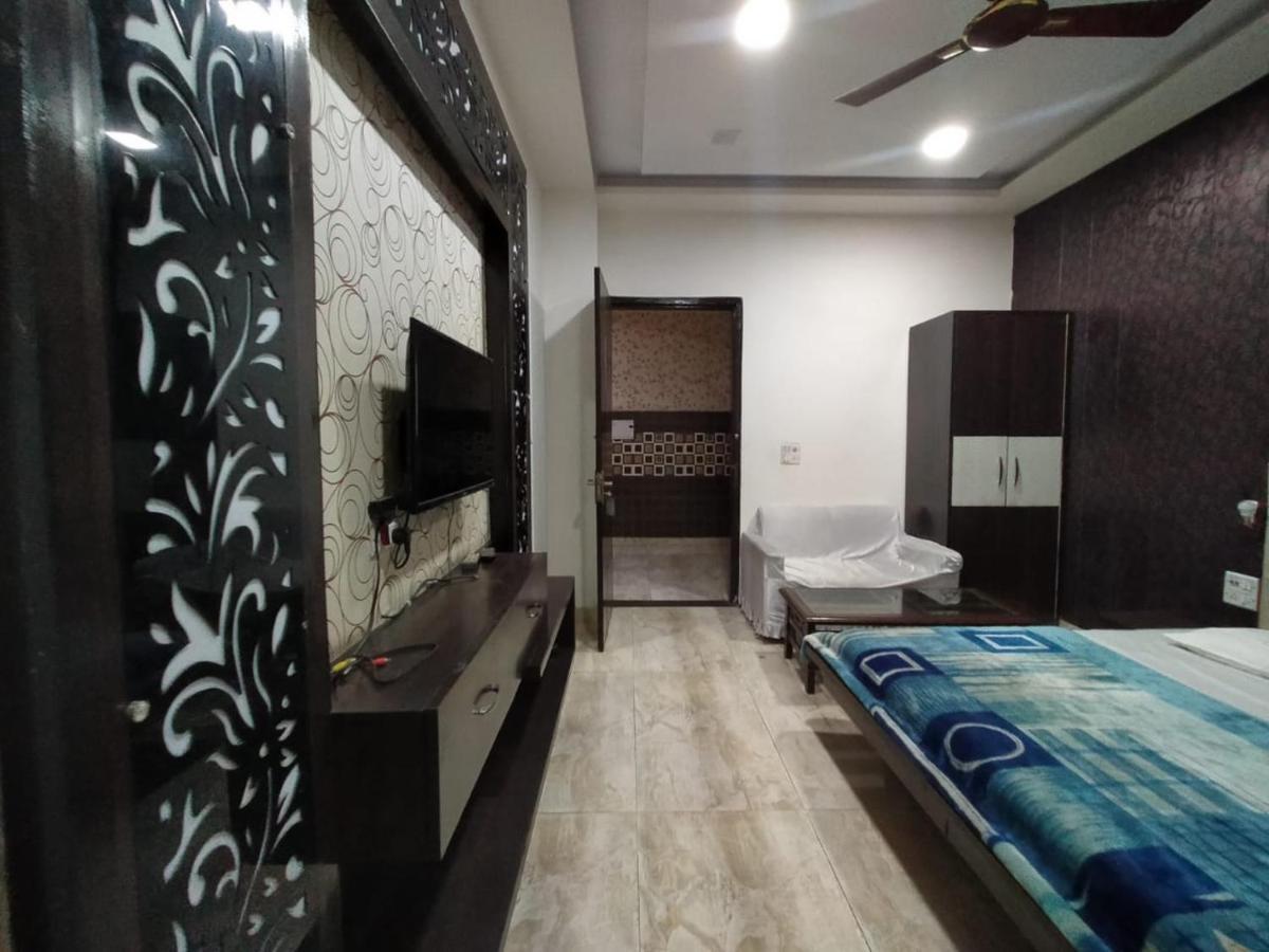 Hotel Prakash Regency Hapur Esterno foto