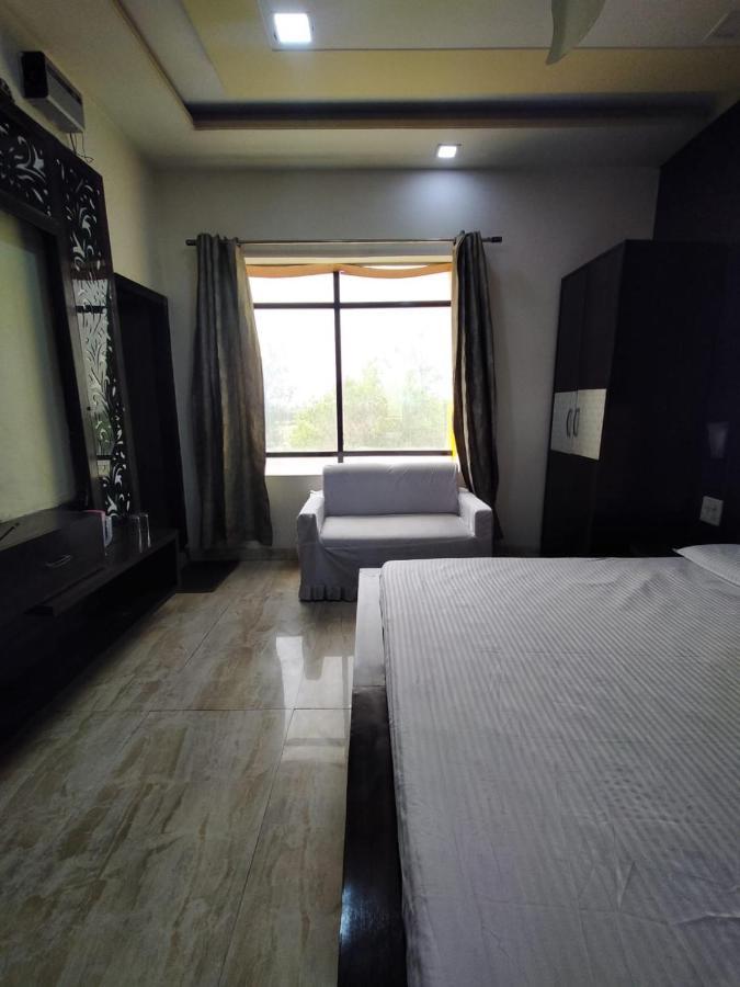 Hotel Prakash Regency Hapur Esterno foto