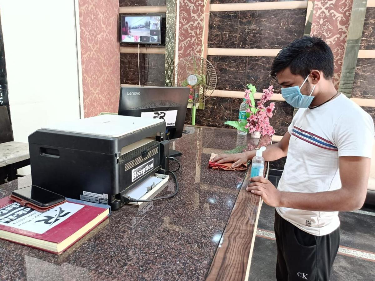 Hotel Prakash Regency Hapur Esterno foto